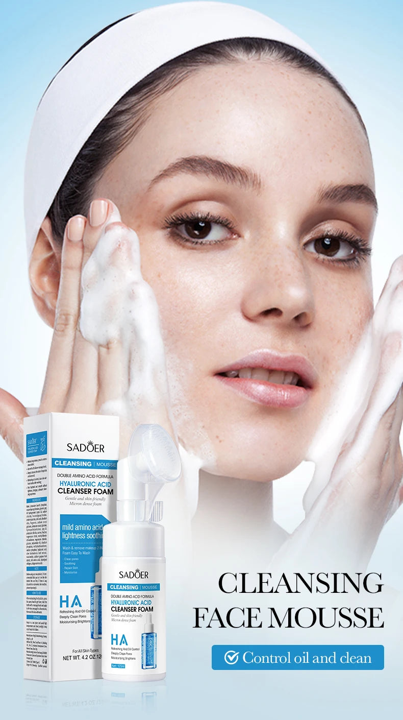 **Hydrating Facial Cleansing Foam – Gentle Face Wash & Massage**